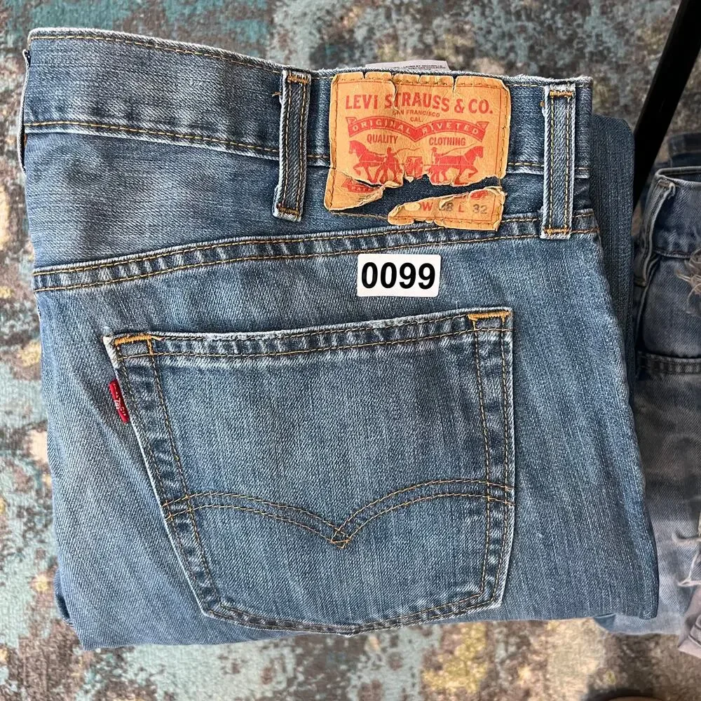 Levis 559 Jeans Mens 38x32 Blue Relaxed Straight Mid Rise Medium Wash‎ Denim Y2K